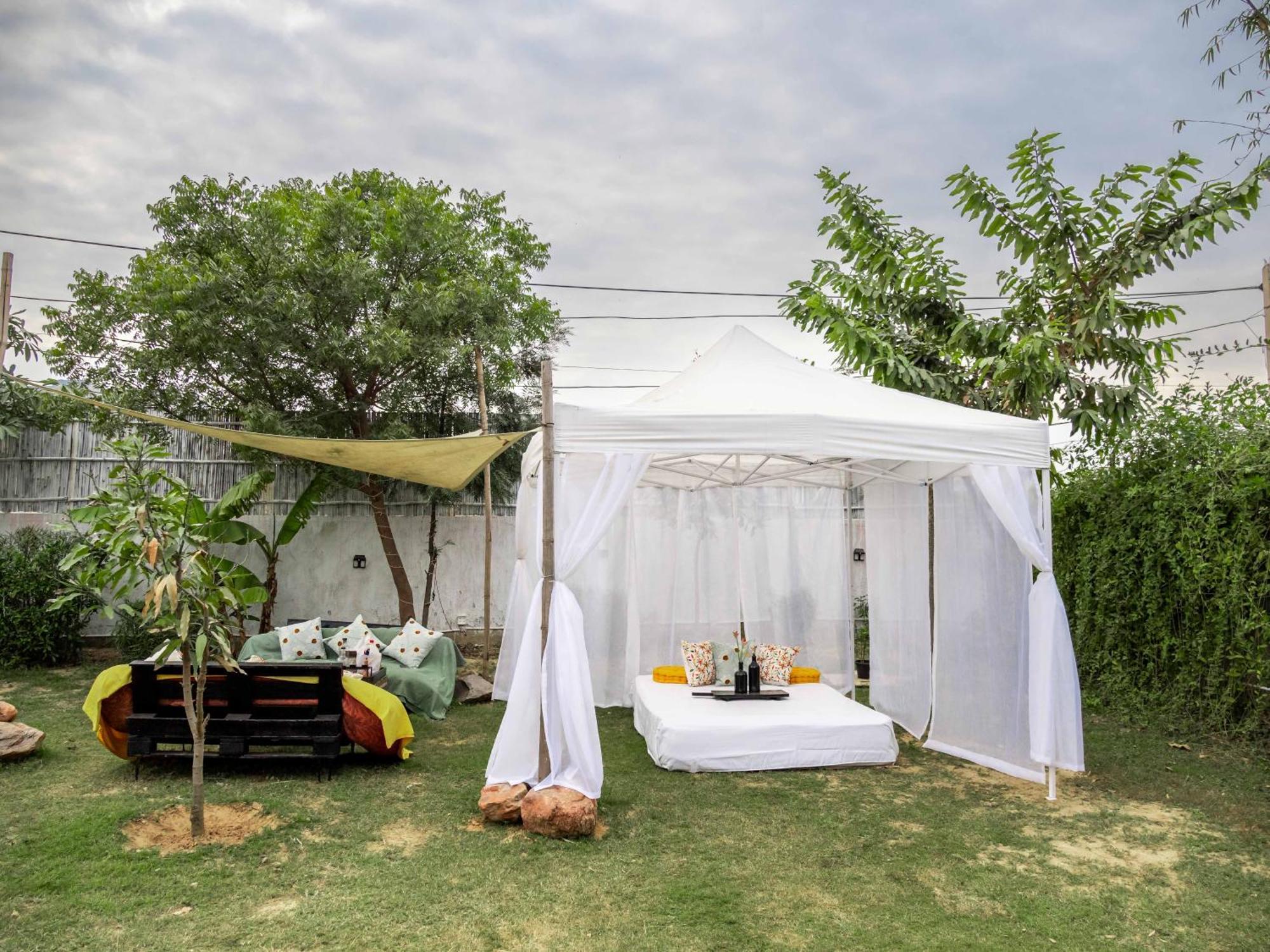 The Nirvana Nest Gurgaon Exterior photo